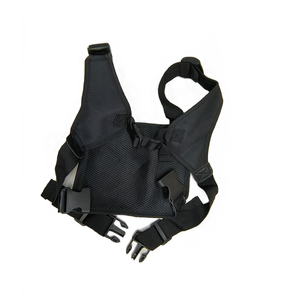 Cầm tay hai chiều đài phát thanh khai thác vest Giàn Khoan túi ngực chiến thuật Walkie Talkie với 10km phạm vi cho thông tin liên lạc - Product Image 4