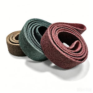 Bloc abrasif non tissé durable FM pour le polissage et la finition des métaux, grain P24-2500, rond - Product Image 1