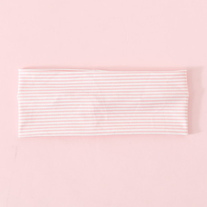 Diademas anchas personalizadas con estampado rosa |   Directo <span class=keywords><strong>de</strong></span> Fábrica |   Turbante Elástico con Rayas y Corazón Floral - Product Image 6