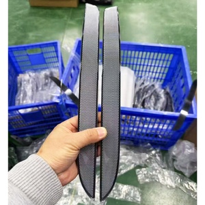 Pièces de réparation 2019-2024 pour la bande réflectrice du pare-chocs arrière après modification et amélioration de la voiture pour 911 992 - Product Image 5