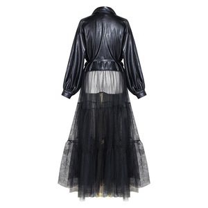 Manteau long <span class=keywords><strong>en</strong></span> cuir PU style europé<span class=keywords><strong>en</strong></span>, avec col à revers large et design <span class=keywords><strong>en</strong></span> <span class=keywords><strong>maille</strong></span>, coupe longue et détails <span class=keywords><strong>en</strong></span> <span class=keywords><strong>maille</strong></span>, pour un look affirmé et original. - Product Image 4