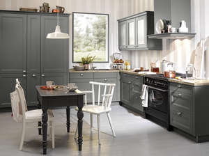 Armoires de cuisine personnalisées en bois massif de luxe, design shaker, accessoires de conception modulaire pour la maison intelligente, pour la rénovation de cuisine d'appartement - Product Image 3