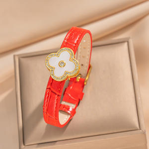 新款上市18k镀金不锈钢设计师珠宝四叶三叶草皮革手链 - Product Image 3