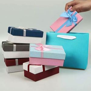 Bolsas de Regalo Clásicas de Papel Kraft Reciclado Personalizadas con Asas Largas, Impresión Digital Offset para Empaque, Novedad 2026 - Product Image 4