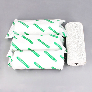 Rouleaux <span class=keywords><strong>de</strong></span> feuilles bon marché Coulée à séchage rapide Gypsona Plâtre <span class=keywords><strong>de</strong></span> Paris Poudre <span class=keywords><strong>de</strong></span> pansement Gypse Types médicaux <span class=keywords><strong>de</strong></span> pansement Pop - Product Image 3