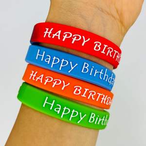 Pulsera de Silicona de Feliz Cumpleaños, Paquete de 4, Colorida, Grabada, Impermeable, para Fiestas - Product Image 5