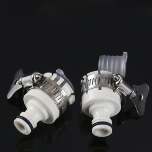 Adaptateur de <span class=keywords><strong>raccord</strong></span> de robinet <span class=keywords><strong>universel</strong></span> DaringFish en plastique durable avec connecteurs rapides pour robinet de cuisine vers <span class=keywords><strong>tuyau</strong></span> d'<span class=keywords><strong>arrosage</strong></span> de jardin - Product Image 4