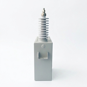 Condensatore Shunt ad Alta Tensione 150 Kvar - 11 KV Nominale 50/60 Hz - Soluzione Premium per Compensazione di Potenza Reattiva e Correzione del Fattore di Potenza - Product Image 4