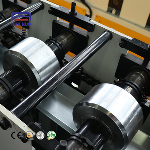 Machine de formage de profilés de toiture légère pour camions 2026 c U Stud, contrôle PLC, moteur hydraulique, engrenage, roulement de quille en acier <span class=keywords><strong>Huanuo</strong></span> - Product Image 5