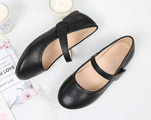 Venta al por mayor nueva moda antideslizante hebilla Correa suela blanda niños zapatos <span class=keywords><strong>de</strong></span> cuero fondo plano niñas Zapatos <span class=keywords><strong>de</strong></span> vestir Zapatos <span class=keywords><strong>de</strong></span> princesa personalizados - Product Image 5
