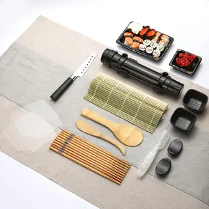 多功能可重复使用的竹寿司制作套件竹滚动托盘模具寿司盘套装