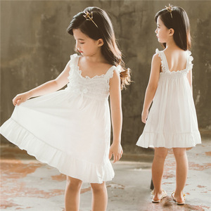 Robe blanche de haute qualité pour jeune fille, design boutique, populaire sur les plateformes de vente en ligne, pour la vente en gros de vêtements pour enfants aux États-Unis - Product Image 4
