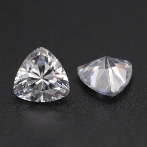 Yingtuo gran oferta 5x5mm trillón corte a máquina corte Zirconia cúbica Color blanco <span class=keywords><strong>piedra</strong></span> CZ suelta precio con tratamiento térmico - Product Image 3