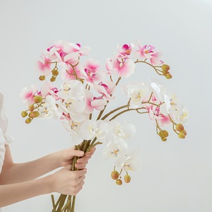 CallaFloral Phalaenopsis Orchidées Artificielles Blanches et Roses Effet Naturel Bouquet de Mariage 120cm - Product Image 1