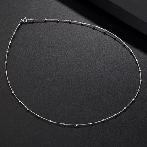 Autentica <span class=keywords><strong>Collana</strong></span> Girocollo Sottile in Argento S925 Placcato Oro 18K con Elegante Ciondolo <span class=keywords><strong>Solitario</strong></span> a Goccia in Moissanite - Product Image 2