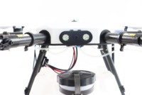 Drone de nettoyage de fenêtres puissant, drone de nettoyage de façades, drone de nettoyage de bâtiments haute pression