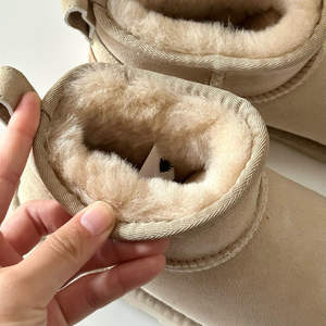 Bottes de neige rehaussantes pour femmes, dessus en peau de mouton, imperméables, respirantes, pour l'automne et l'hiver, confortables, réfléchissantes, thermiques - Product Image 5