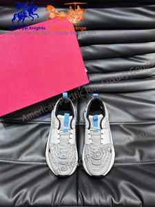 Zapatillas Deportivas de Lujo para Hombre, Diseño de Baloncesto y Skateboard, Marca de Alta Calidad, Estilo Chunky Athleisure, Valentinoing - Product Image 4