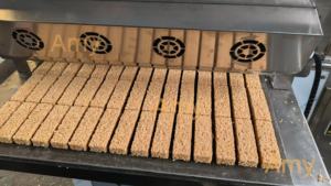 Barre nutritionnelle d'approvisionnement d'usine faisant la machine Machine de fabrication de biscuits <span class=keywords><strong>granola</strong></span> Support personnalisation Barre protéinée faisant la machine - Product Image 5