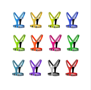 Gilet réfléchissant à LED haute visibilité pour adultes, vêtements pour le travail ou la course en extérieur, avec sangle élastique et ruban lumineux - Product Image 4