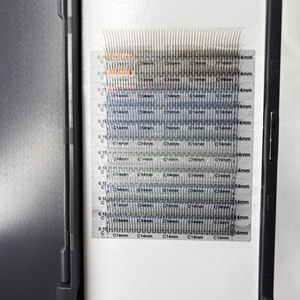 En gros Cils individuels préfabriqués, Clusters de cils effet pointe, Cils effet pointe Promade, Plateaux de cils, Éventails Promade effet mouillé et effet wispy, Illusion laser - Product Image 1