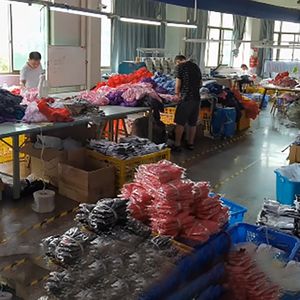 Venta al por mayor personalizado bebé tartán impermeable bebé <span class=keywords><strong>Bandana</strong></span> Baberos gancho lavable para niño pequeño - Product Image 5