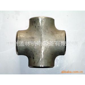 Té en acier au carbone haute pression, té estampé, té soudé sans soudure, catégorie de produits : tuyaux en acier sans soudure - Product Image 1