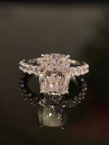 Nhẫn kim cương nhân tạo 5 carat vàng 18K đơn giản thanh lịch, chất lượng cao, cao cấp, kiểu dáng đệm, dành cho đám cưới và đính hôn - Product Image 2