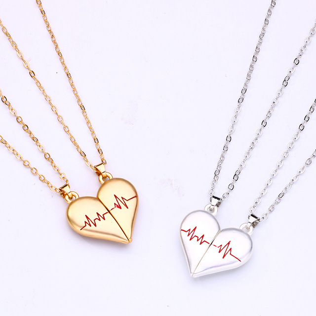 2Pcs/set Fashion Half Heart Two Halves Pendant 18k Gold Plated Heartbeat Magnetic Heart Necklace for Women Wholesale