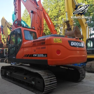 Excavatrice d'occasion Doosan DX225 LC 22,5 tonnes, marque coréenne d'origine, grande, moyenne, petite excavatrice sur chenilles, provenant de Corée, d'occasion - Product Image 1