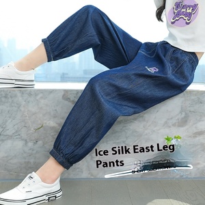 Meninas verão Casual Sports Pants Anti-Mosquito Denim ajuste solto acima do joelho Tops curtos Comprimento para crianças grandes Desgaste do verão