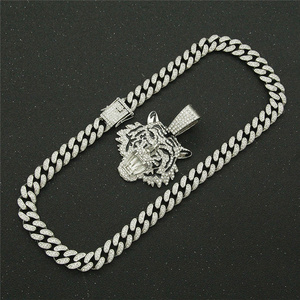 Collar con Colgante de Cabeza de Tigre en 3D con Diamantes, Estilo Europeo y Americano, Cadena Cubana - Product Image 5