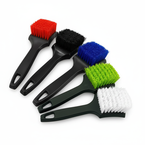 Brosse de nettoyage multi-couleurs pour pneus de voiture - Manche en PVC + poils en PP, durable, pour le nettoyage des jantes de voiture/moto/<span class=keywords><strong>vélo</strong></span> - Product Image 1