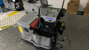 YS-2502 Hot Sale Industrial Carpet Thick Material Overlock Sewing <b>Machine</b> <b>Walking</b> Foot Flat-Bed Iron Motor - Product Image 2