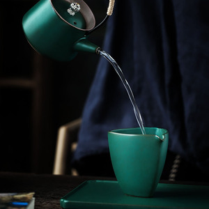 Taza de Cerámica para Servir, Dispensador de Té Triangular, Accesorio Hecho a Mano para el Juego de Té Kung Fu, Origen Dehua, Sin Tapa, para Té de la Tarde - Product Image 1