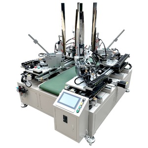 Máquina automática CNC para clavar esquinas a 45 grados para empalmes en marcos de fotos y equipos de carpintería - Product Image 2