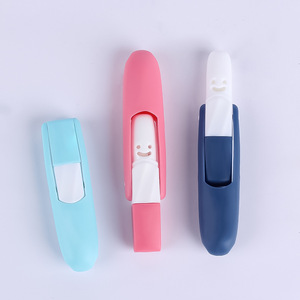OEM Thai Smile Inhaler Nasal 2ml, bâtonnet d'huile rafraîchissante, anti-somnolence, anti-mal des transports, couleur pastel - Product Image 1