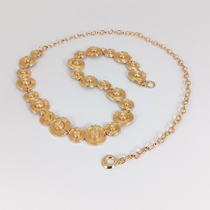 Femmes rétro doré <span class=keywords><strong>taille</strong></span> chaîne à la mode lumière luxe métal <span class=keywords><strong>ceinture</strong></span> accessoire Niche Design sens Style décontracté Stock <span class=keywords><strong>taille</strong></span> chapeau - Product Image 5