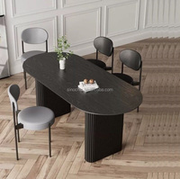 Ensemble de table à manger en MDF fixe pour 4 Europe Table à manger design Base en métal noir Assemblé Petite table à manger extensible