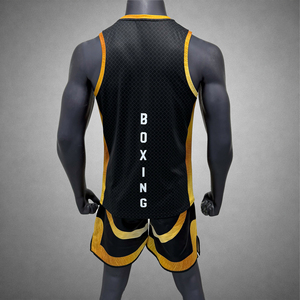 Gilet de boxe léger conçu pour les combattants et les entraîneurs, offrant une coupe ergonomique, une liberté de mouvement et un confort durable - Product Image 2