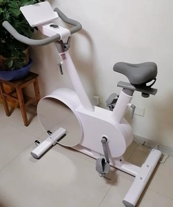 Bicicleta de <span class=keywords><strong>Spinning</strong></span> Compacta <span class=keywords><strong>con</strong></span> Aplicación <span class=keywords><strong>Bluetooth</strong></span> y Perilla Inteligente para una Quema de Calorías Efectiva - Product Image 3