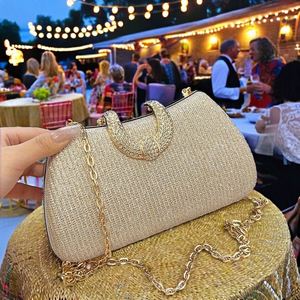 กระเป๋าถือกลางคืนแบบใหม่พร้อมสายโซ่สำหรับผู้หญิง ทำจากอะคริลิกสีเทาอมน้ำตาล - Product Image 2