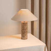 Lampe de table en marbre antique de style Wabi-Sabi moderne avec abat-jour en tissu pour salon, bureau, chambre à coucher, chevet, décoration intérieure