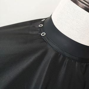 Capa de Peluquería con Logotipo Personalizado, Impermeable, Diseño Personalizado de Fábrica, Capa de Barbero para Corte de Cabello con Cuello de Silicona - Product Image 4