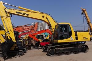 Excavatrices d'occasion Komatsu PC200-6 – Force de creusement de 152 kN, réponse hydraulique précise - Product Image 2