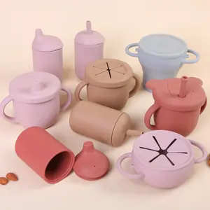 Nuovo Design Food Grade Bpa Free Neem Silicone Baby Bowl a tenuta stagna Bulk Cartoon Silicone Sippy Cups con manici