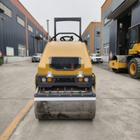 Fournisseur direct d'usine Mini compacteur vibratoire Rouleau à asphalte 1-3 tonnes Diesel Nouveau rouleau à double tambour Rouleau routier Moteur Kubota