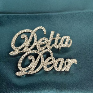Broche de Solapa con Diseño Nuevo de la Hermandad Sigma Delta Dear, Broche de Aleación de Zinc Plateado para Mujer con Diamantes de Imitación Transparentes para Fiestas y Regalos - Product Image 5