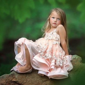 Vestido de Fiesta Elegante para Niña, Diseños de Vestidos Infantiles, Vestido de Niña de las Flores con Apliques Hechos a Mano - Product Image 4