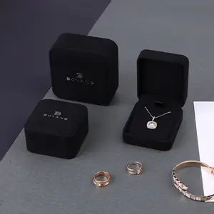 Boyang Round Corner Plastic Hinge Black Suede Velvet Ring Jewelry Box Packaging Luxury